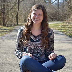 Meet your Posher, Brooke